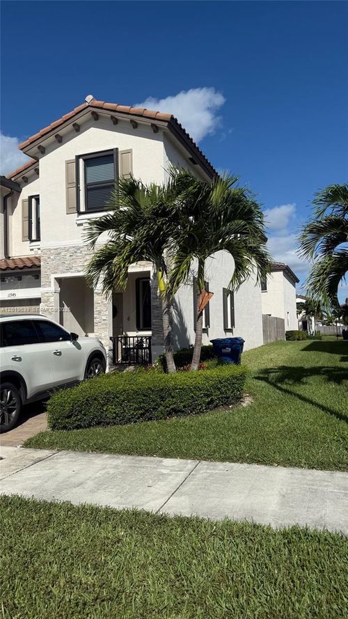 11945 Sw 245th Ter, Homestead, FL, 33032-3026 | Card Image