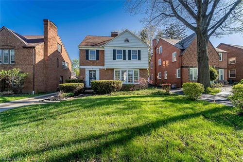 16717 Lomond Blvd, Shaker Heights, OH, 44120-5132 | Card Image