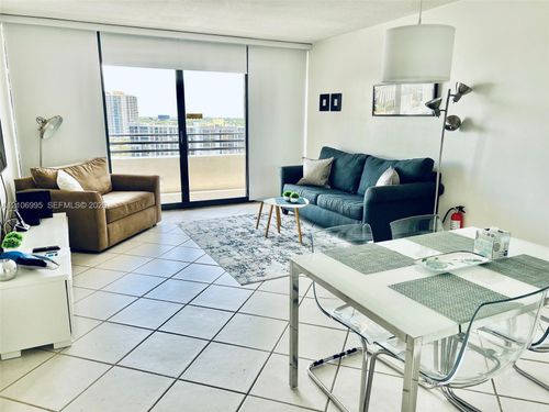 1404-3505 S Ocean Dr, Hollywood, FL, 33019-2820 | Card Image