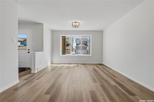 3156 Green Turtle Road, Regina, SK, S4V4C5 | Card Image