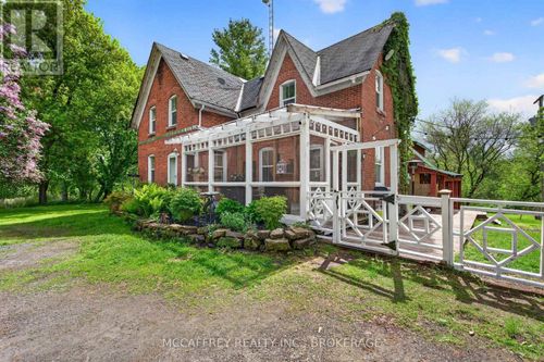 1817 Glen Smail Road, Edwardsburgh/Cardinal, ON, K0E1T0 | Card Image