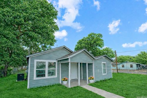 1003 S San Joaquin Ave, San Antonio, TX, 78237-2762 | Card Image