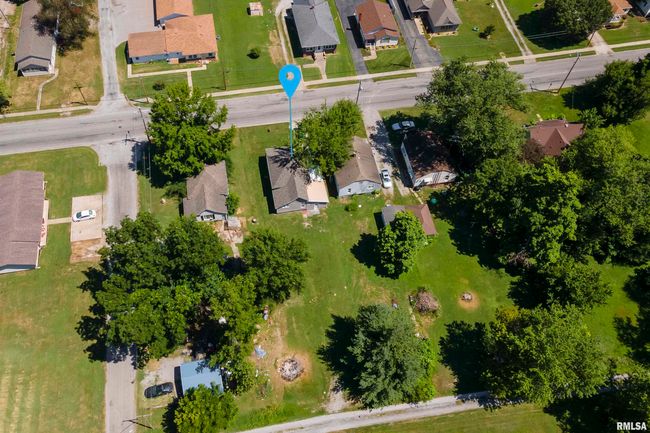 807 E Park St, House other with 3 bedrooms, 1 bathrooms and null parking in Du Quoin IL | Image 27