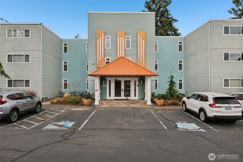 unit-208-960 5th Ave S, Edmonds, WA, 98020-4037 | Card Image