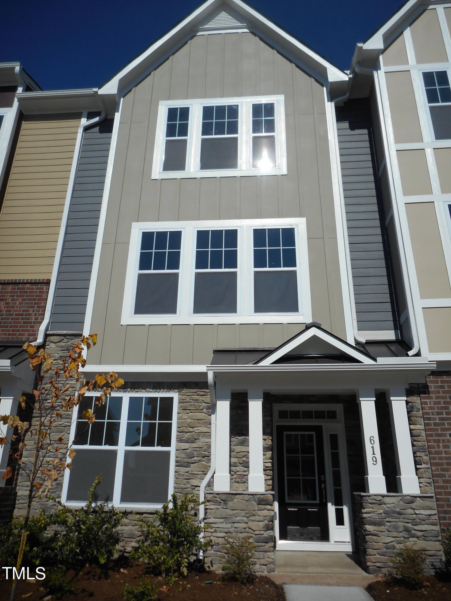 Balsam Fir Dr, Cary, NC 27519