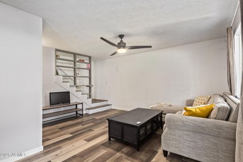 8538 E Portland St, Scottsdale, AZ, 85257-4122 | Card Image