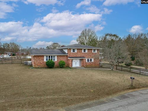 560 Edisto Dr, Batesburg, SC, 29006-2625 | Card Image