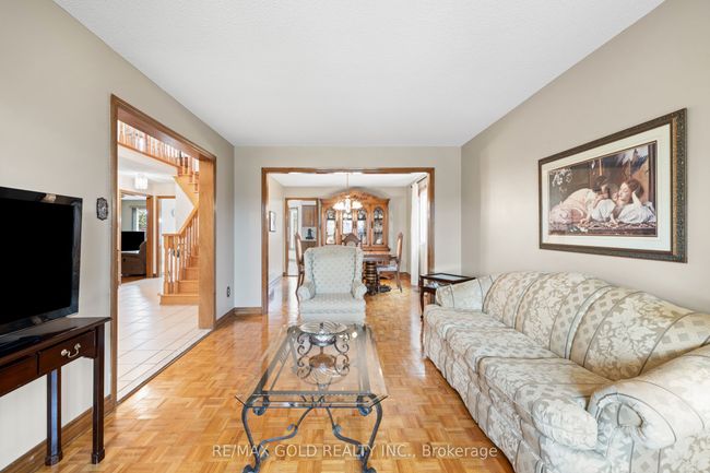74 Belview Ave, House other with 5 bedrooms, 4 bathrooms and 4 parking in Woodbridge ON | Image 15