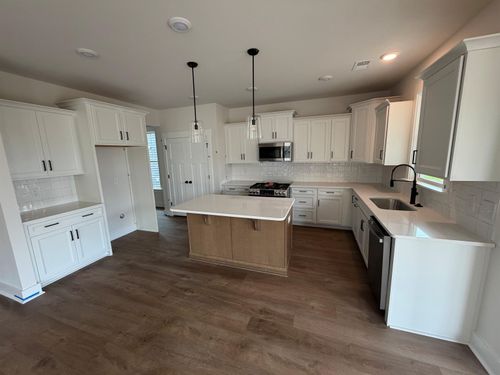 446 Amaryllis Ln, Woodruff, SC, 29388-5901 | Card Image