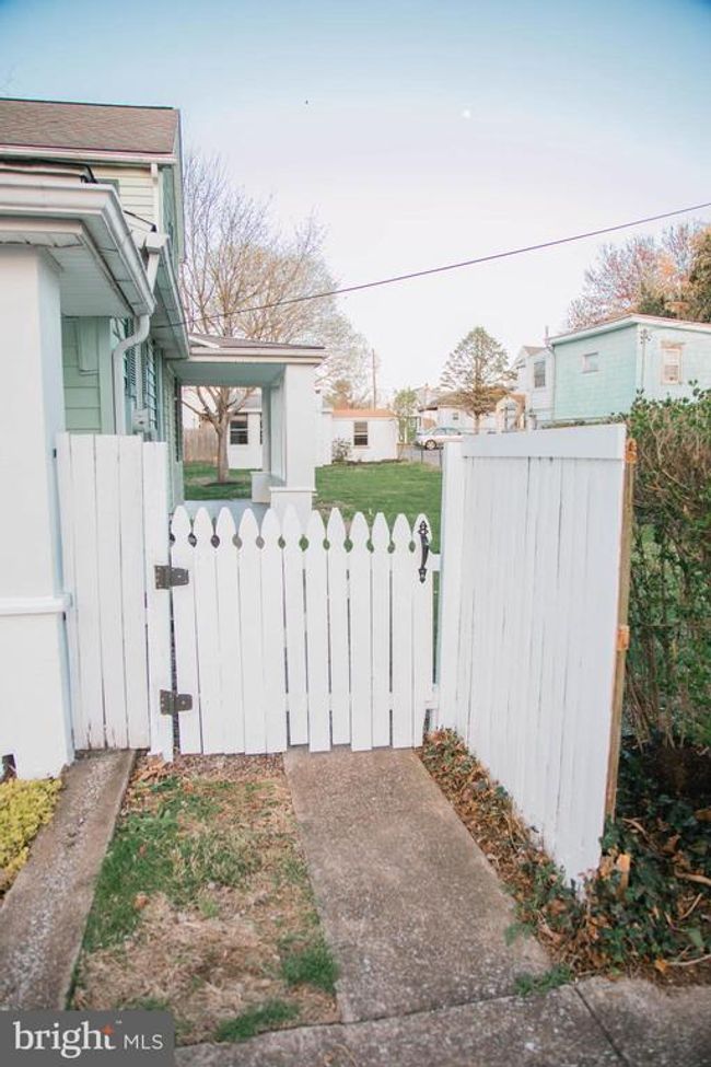 115 N Landis St, House other with 4 bedrooms, 2 bathrooms and null parking in HUMMELSTOWN PA | Image 10