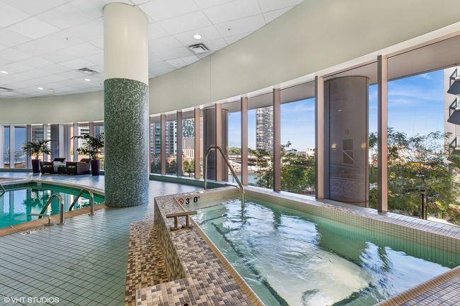 Hot tub/indoor pool 2nd floor | Image 28