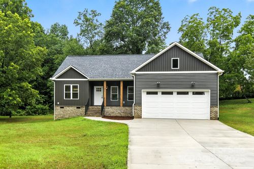 1471 20th St Ne, Hickory, NC, 28601-2949 | Card Image