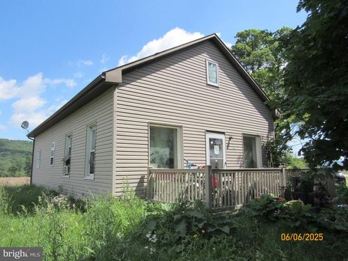 6384 Hwy 225, ELIZABETHVILLE, PA, 17023 | Card Image