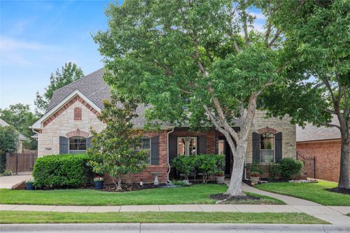 7009 Mossycup Ln, North Richland Hills, TX, 76182-3675 | Card Image