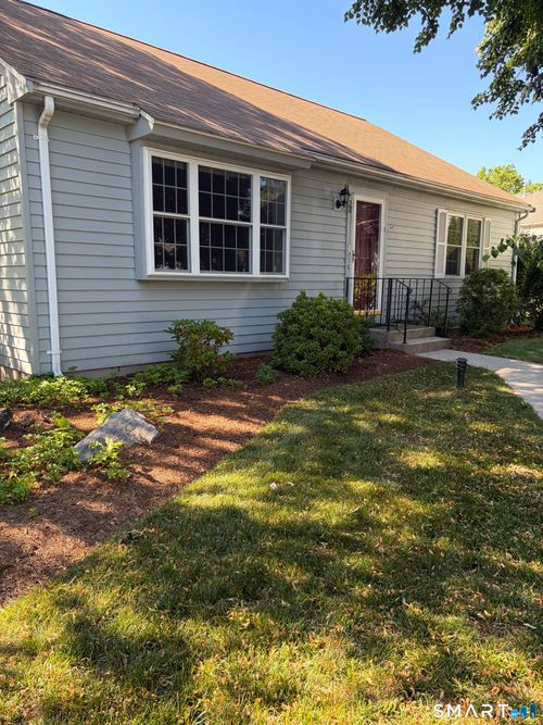 28-28 Downing Way, Madison, CT, 06443-3447 | Card Image