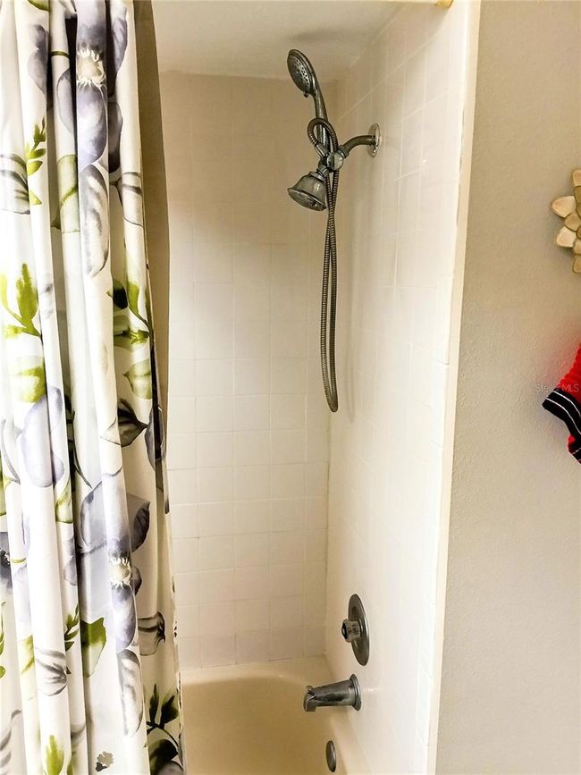 APT-1 - 6640 121 St Ave, House other with 2 bedrooms, 2 bathrooms and null parking in LARGO FL | Image 8