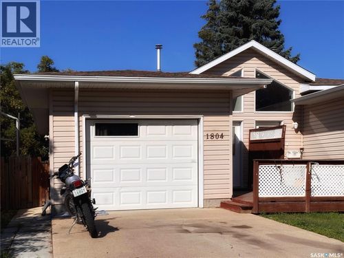 1804 Belfast Ave, Saskatoon, SK, S7M0L8 | Card Image