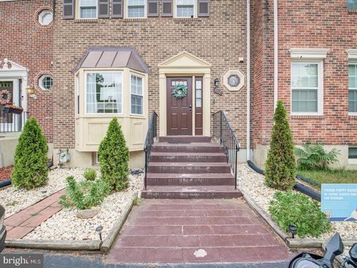 7112 Lake Cove Dr, ALEXANDRIA, VA, 22315-4221 | Card Image
