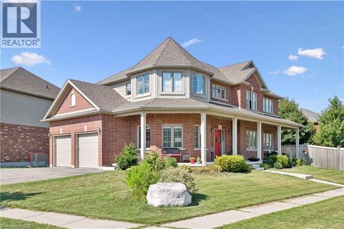 4 Kropf Dr, Baden, ON, N3A4R5 | Card Image
