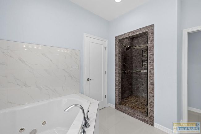 914 Palm Blvd, House other with 4 bedrooms, 4 bathrooms and 2 parking in Laguna Vista TX | Image 36