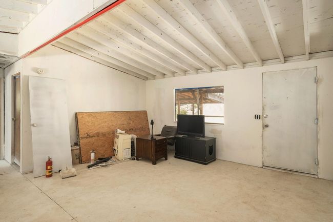 39569 Clover Ln, House other with 3 bedrooms, 0 bathrooms and null parking in Yokuts Valley CA | Image 21