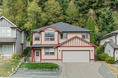 4838 Teskey Road, House with 5 bedrooms, 3 bathrooms and null parking in Chilliwack BC | Card Image