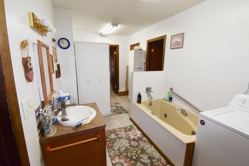 108 Central Ave S, Bertha, MN, 56437-1242 | Card Image