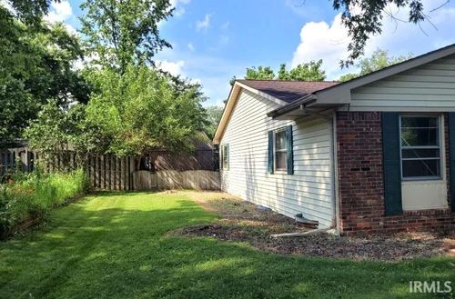 3934 Penbrook Lane, Lafayette, IN, 47905-4140 | Card Image