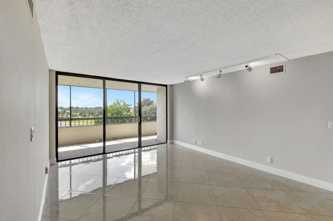 APT-302 - 6372 La Costa Dr, Condo with 3 bedrooms, 3 bathrooms and null parking in Boca Raton FL | Image 19