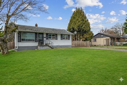 9433 Menzies St, Chilliwack, BC, V2P5Z3 | Card Image
