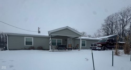 9391 S Mill Rd, Knightstown, IN, 46148-9616 | Card Image