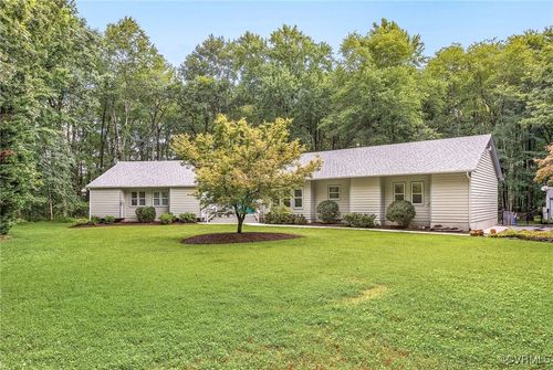 10598 Lambeth Rd, Glen Allen, VA, 23060-3046 | Card Image