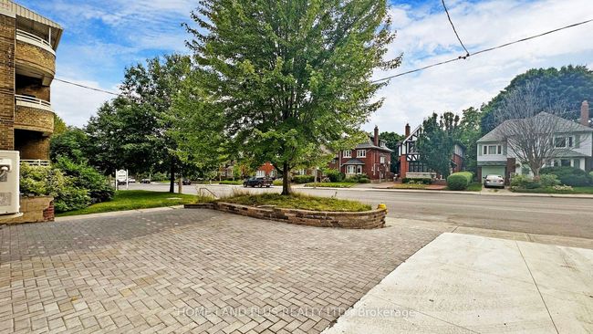 3 - 919 Avenue Rd, Home with 2 bedrooms, 1 bathrooms and 1 parking in Toronto ON | Image 8