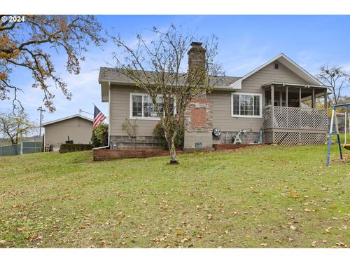 512 Cedar St, Sutherlin, OR, 97479 | Card Image