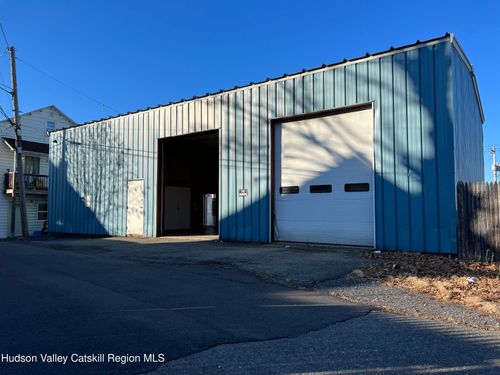 rear-6 Frederick St, Hudson, NY, 12534-2333 | Card Image