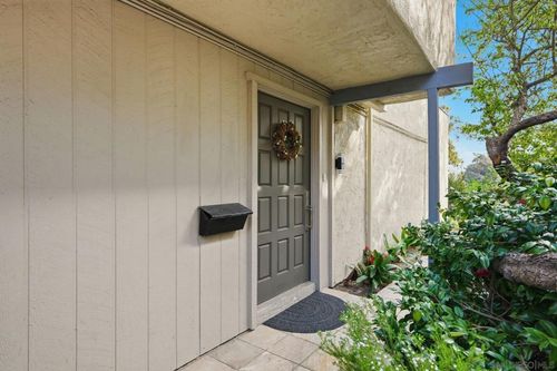 8963 Caminito Fresco, La Jolla, CA, 92037 | Card Image