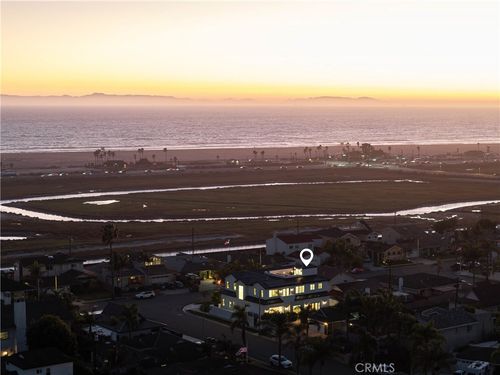 9121 Christine Dr, Huntington Beach, CA, 92646-8315 | Card Image