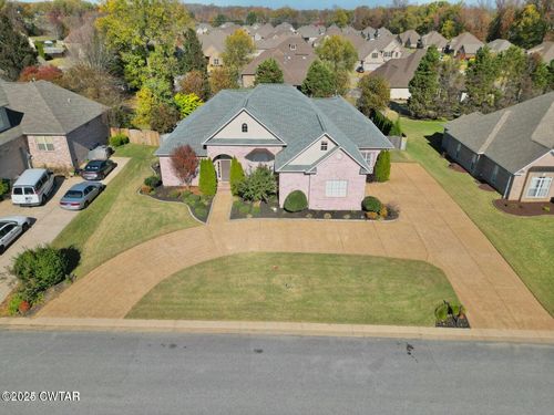 97 Wrights Mill Dr, Jackson, TN, 38305-8570 | Card Image