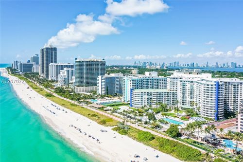 427-5151 Collins Ave, Miami Beach, FL, 33140-2714 | Card Image
