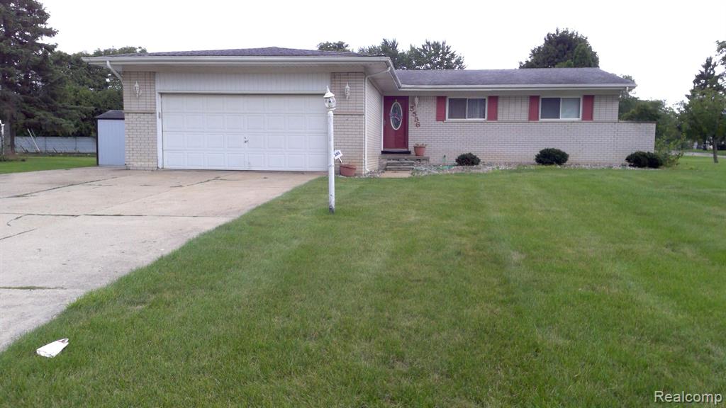 Moceri Ln, Grand Blanc, MI 48439 #1