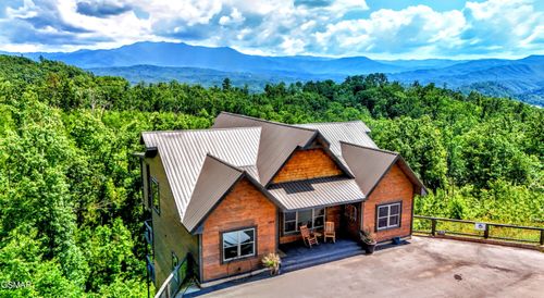 1529 Majestic Mountain Dr, Sevierville, TN, 37876 | Card Image