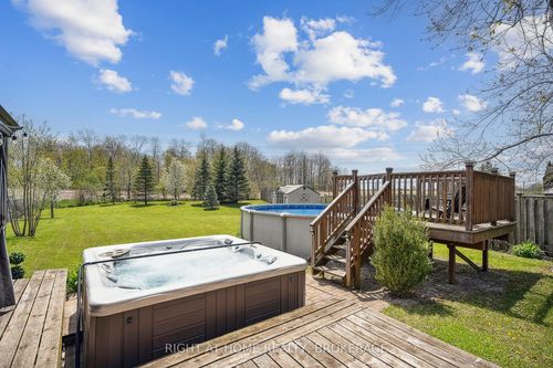 249 Southbrook Dr, Binbrook, ON, L0R1C0 | Card Image