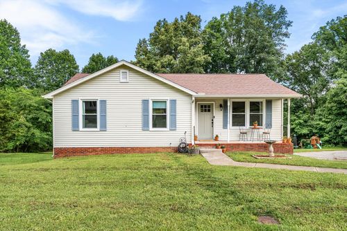 250 Old Columbia Rd, Dickson, TN, 37055-2940 | Card Image