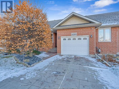 11269 Firgrove Dr, Windsor, ON, N8P1M5 | Card Image