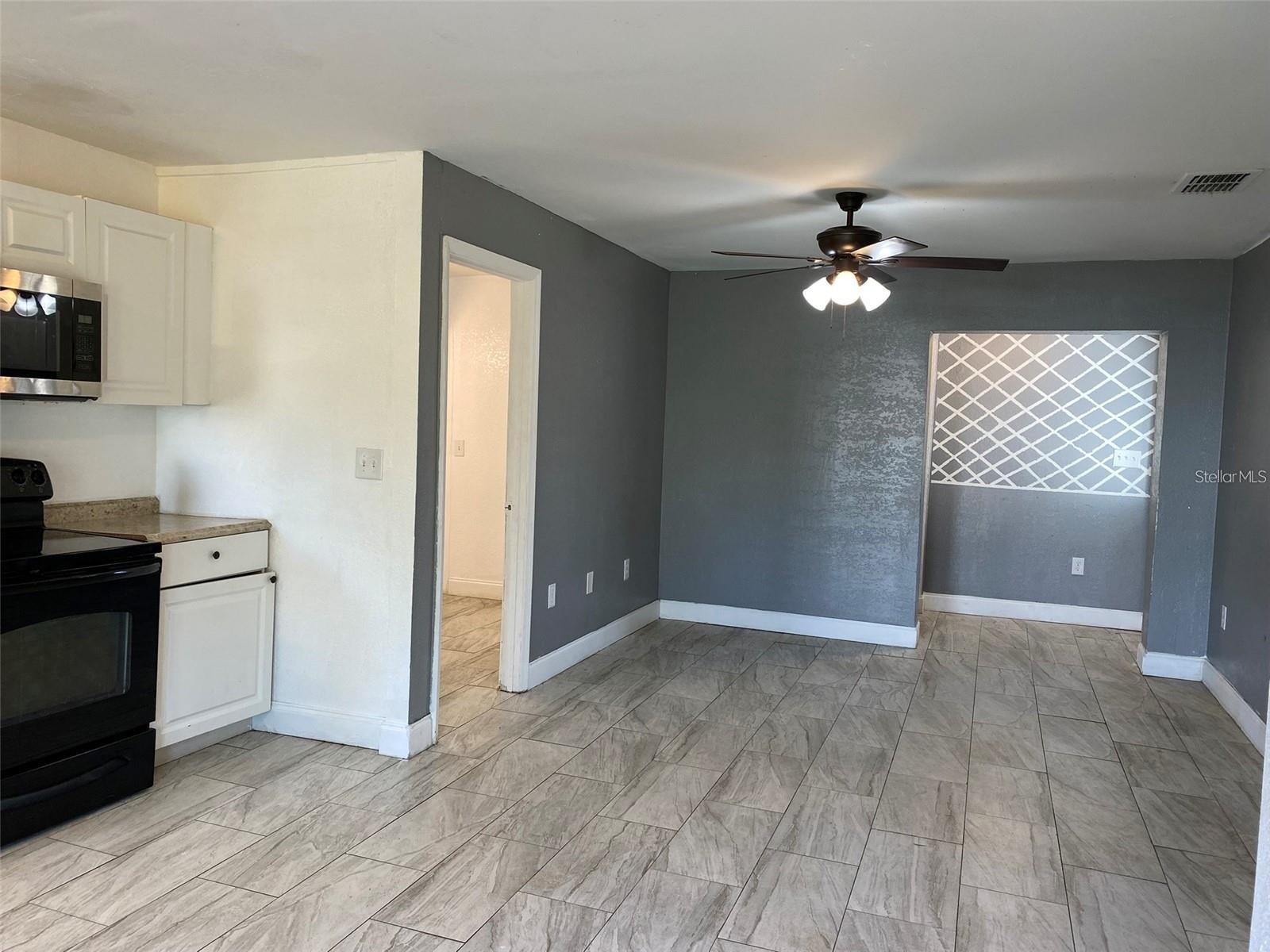 Residential Lease in LAKE WALES 5