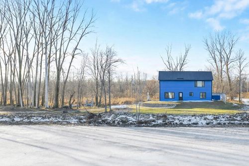 6924 County Road Y, LITTLE RIVER, WI, 54153 | Card Image