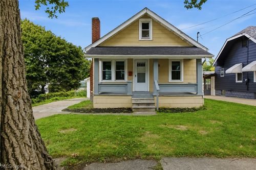 975 Corwin Avenue, Akron, OH, 44310 | Card Image
