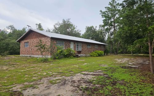 9599 Ne 1st Ave, Branford, FL, 32008-7271 | Card Image