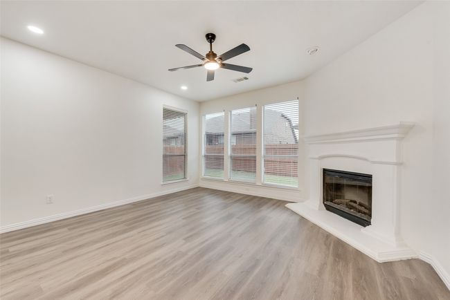 10832 Hawks Landing Rd, House other with 4 bedrooms, 3 bathrooms and null parking in Haslet TX | Image 11