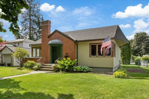 904 E 40th Ave, Spokane, WA, 99203-2908 | Card Image
